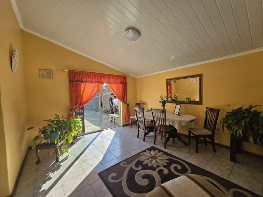 3 Bedroom Property for Sale in Westridge Western Cape